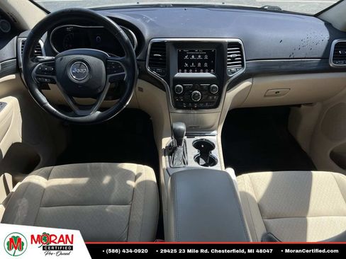 Used 2019 Jeep Grand Cherokee Laredo AWD/4WD image 14