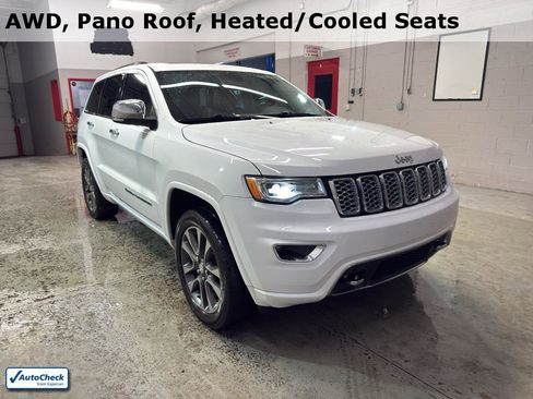 Used 2017 Jeep Grand Cherokee Overland image 1