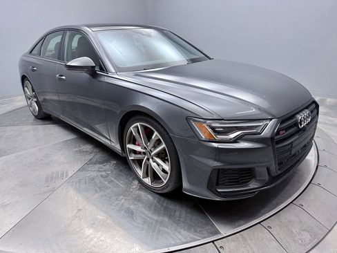 Used 2020 Audi S6 Premium Plus w/ S Sport Package image 3