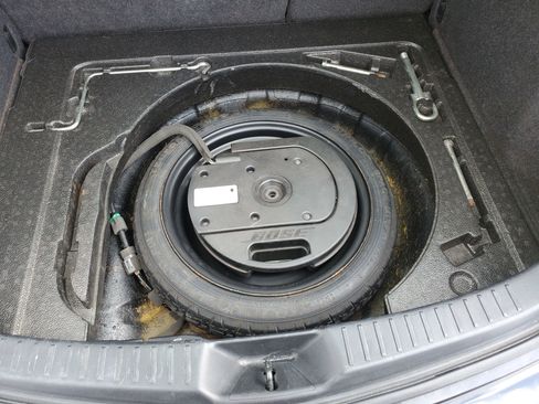 Used 2012 MAZDA MAZDA3 s Touring FWD image 43