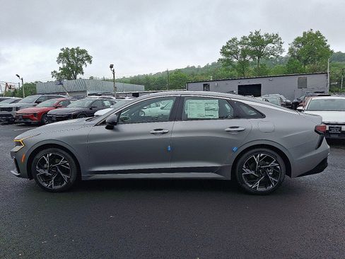 New 2025 Kia K5 GT-Line w/ GT-Line Premium Package image 4