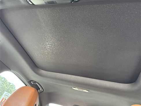 Used 2022 BMW 330i Sedan w/ Driving Assistance Package image 4