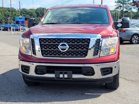 Used 2018 Nissan Titan SV w/ SV Convenience Package AWD/4WD image 5