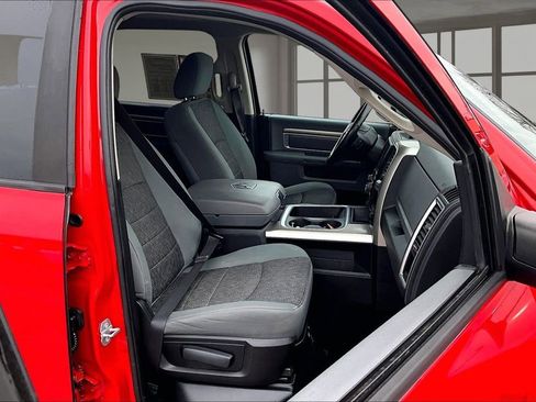 Used 2017 RAM 1500 Big Horn image 8