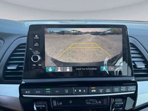 New 2026 Honda Odyssey Touring image 28
