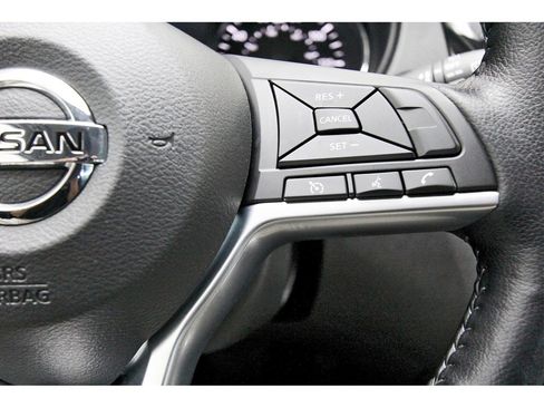 Certified 2022 Nissan Rogue Sport SV image 14