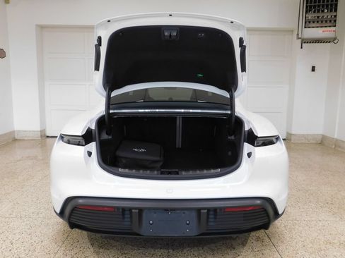 Used 2021 Porsche Taycan 4S AWD/4WD image 84