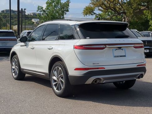 New 2026 Lincoln Corsair Premiere image 5