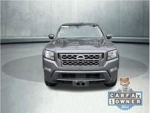 Used 2023 Nissan Frontier SV w/ SV Convenience Package image 2