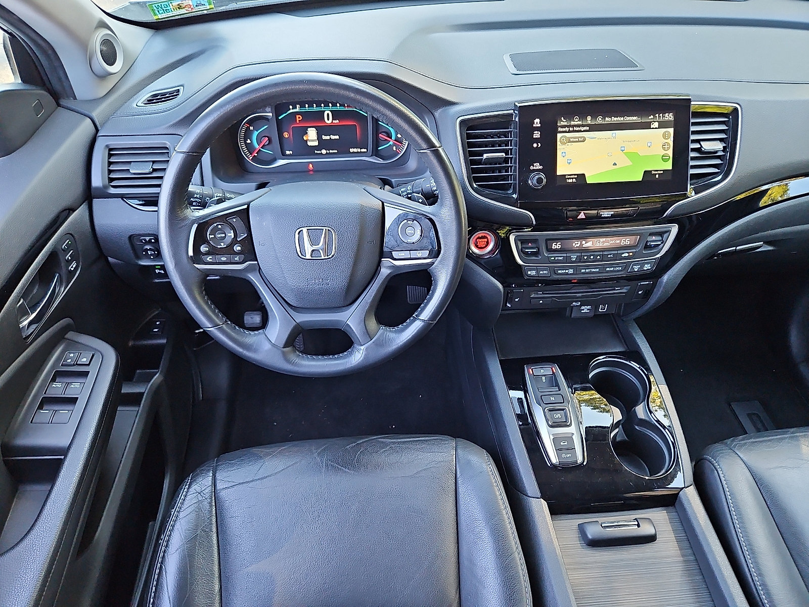 Used 2020 Honda Pilot Touring image 10
