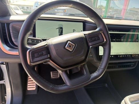 Used 2024 Rivian R1S Adventure AWD/4WD image 29