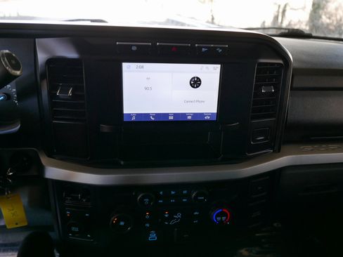 Used 2024 Ford F250 XLT w/ FX4 Off-Road Package image 15