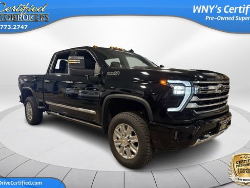 Used 2024 Chevrolet Silverado 3500 High Country w/ High Country Premium Package image 3