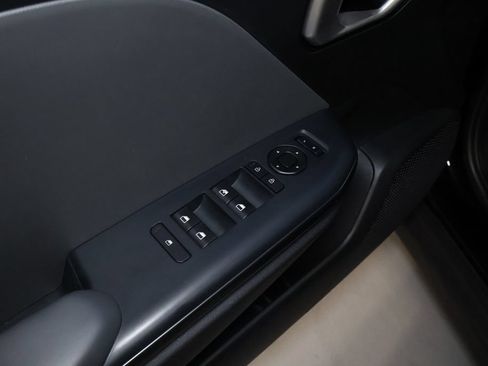 Used 2025 Kia K4 FWD image 12