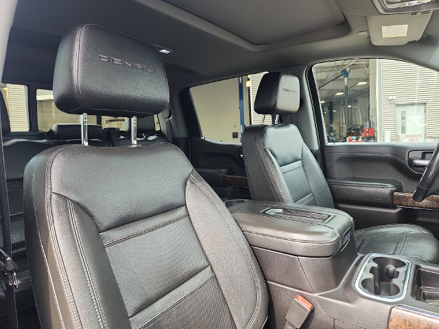 Used 2019 GMC Sierra 1500 Denali w/ Denali Ultimate Package AWD/4WD image 32