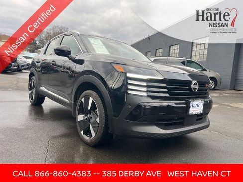 Certified 2025 Nissan Kicks SR image 6