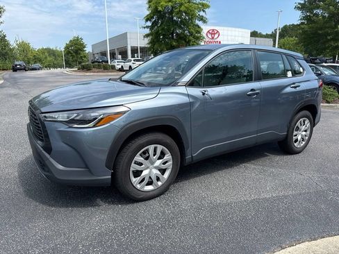 Used 2023 Toyota Corolla Cross L FWD image 1