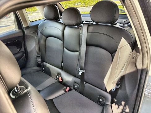 Used 2021 MINI Cooper S image 26