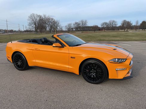Used 2018 Ford Mustang GT Premium w/ GT Performance Package image 4