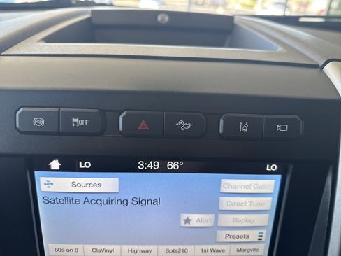 Used 2019 Ford F250 Lariat w/ Lariat Ultimate Package AWD/4WD image 28