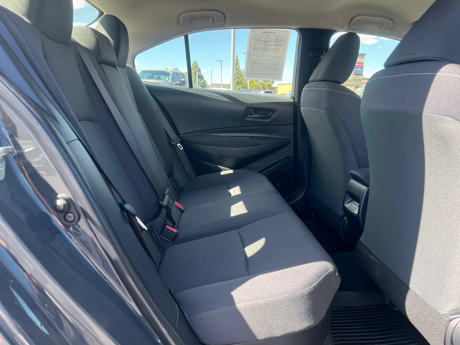 Used 2023 Toyota Corolla LE FWD image 29