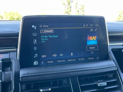 Used 2023 Chevrolet Tahoe LT w/ Luxury Package image 20