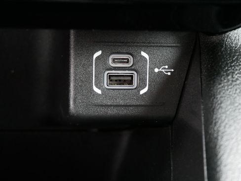 Used 2022 Jeep Compass Sport image 30