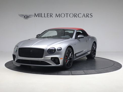 Certified 2023 Bentley Continental GT V8 image 16