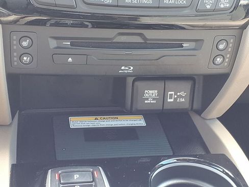 Used 2021 Honda Pilot Elite image 17