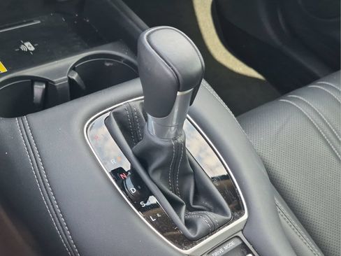 Certified 2024 Honda HR-V EX-L image 15