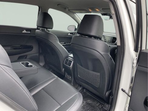 Used 2021 Kia Sportage EX image 19