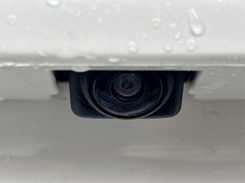 Used 2024 Nissan Kicks SV image 15