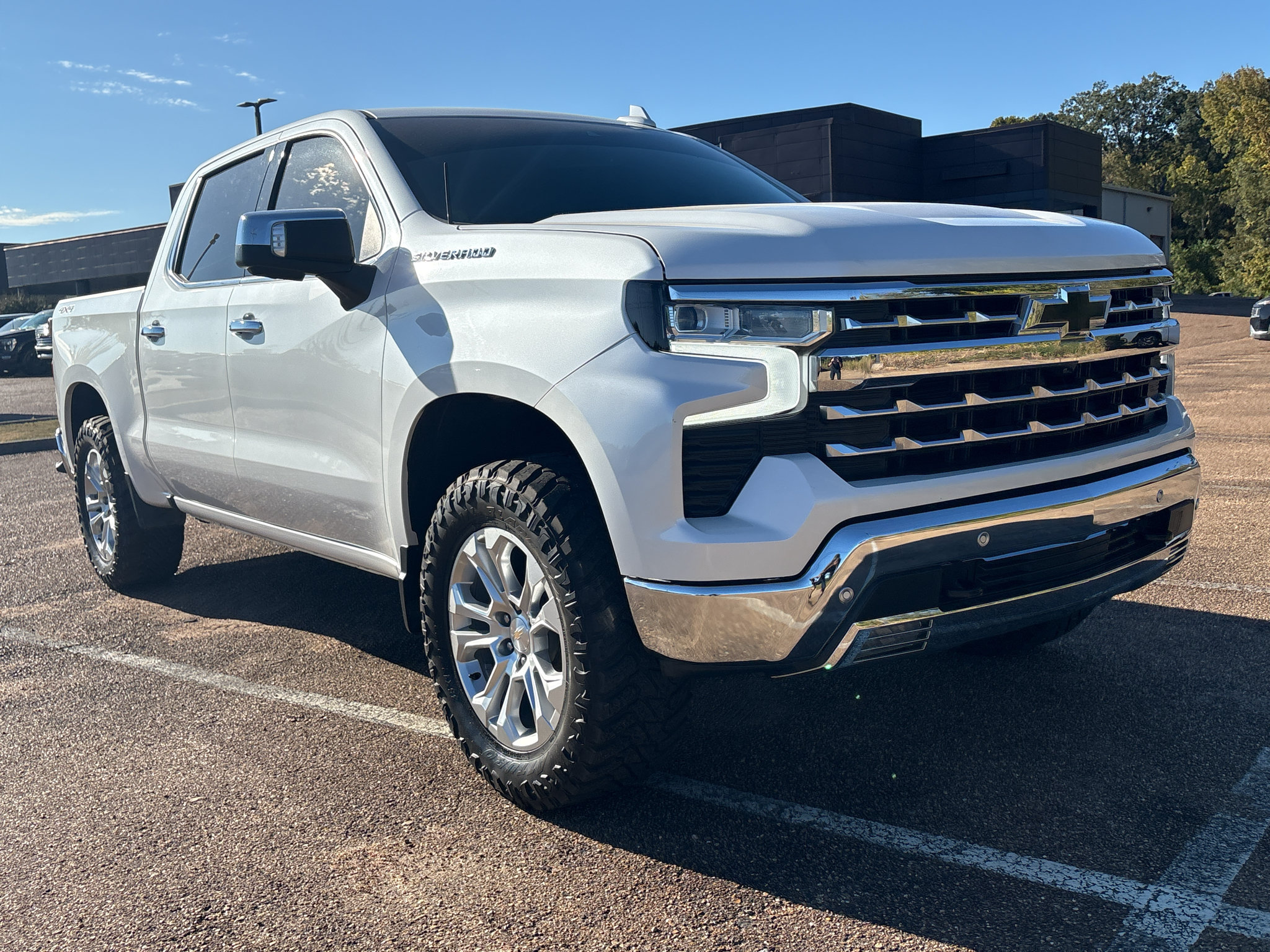 Used 2024 Chevrolet Silverado 1500 LTZ w/ LTZ Convenience Package II AWD/4WD image 1