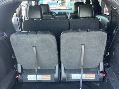 Used 2014 Ford Explorer XLT w/ Equipment Group 202A AWD/4WD image 9