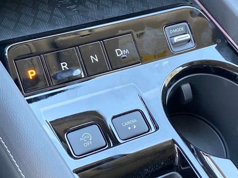 New 2025 Nissan Murano SL image 18