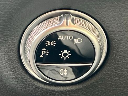 Certified 2024 Mercedes-Benz EQS 580 4MATIC Sedan image 35