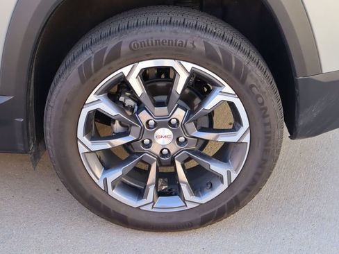 Used 2026 GMC Terrain Elevation w/ Elevation Premium Package AWD/4WD image 28