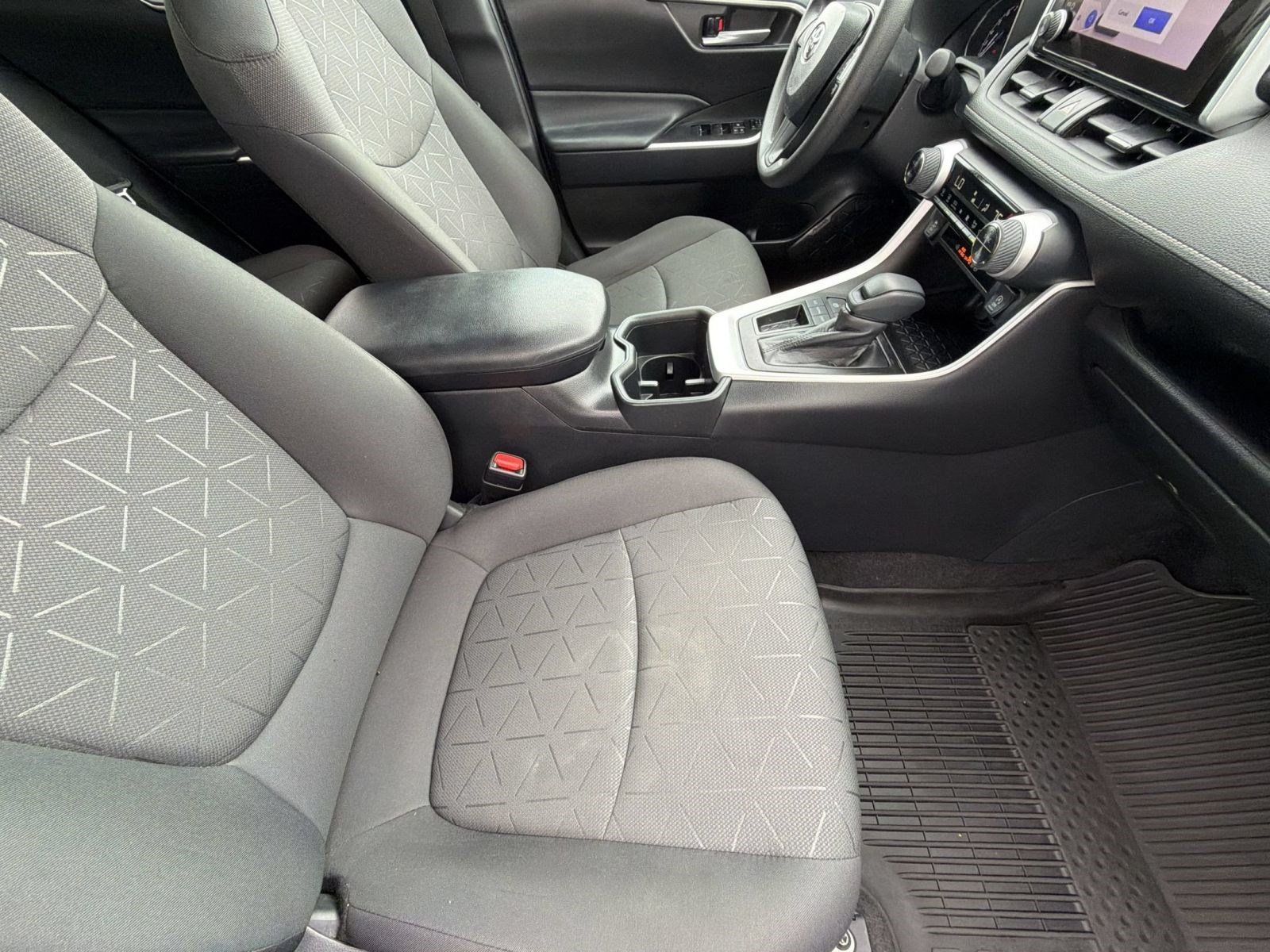 Certified 2023 Toyota RAV4 XLE w/ Convenience Package FWD image 27