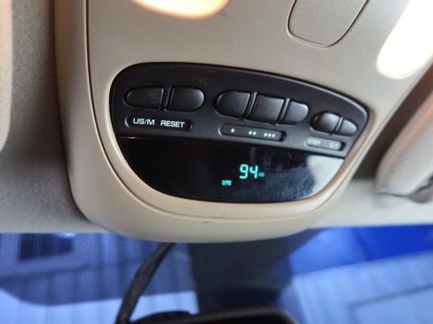 Used 2006 Dodge Ram 1500 Truck 2WD Quad Cab w/ Communication Pkg image 38