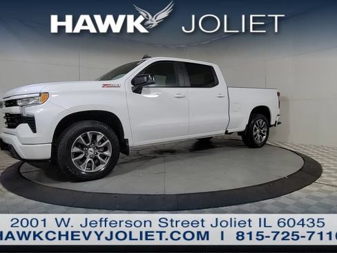 Used 2024 Chevrolet Silverado 1500 RST AWD/4WD image 3