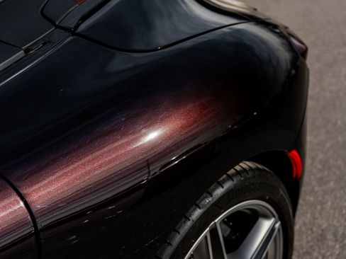 Used 2024 Ferrari Roma Spider image 9