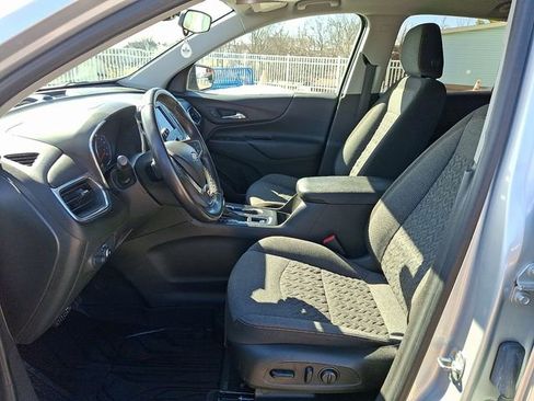 Used 2022 Chevrolet Equinox LT image 14