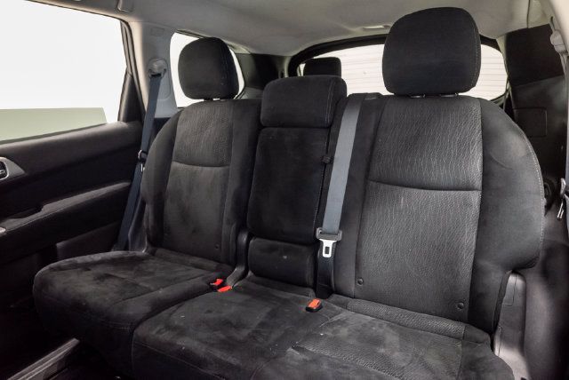 Used 2015 Nissan Pathfinder S FWD image 23