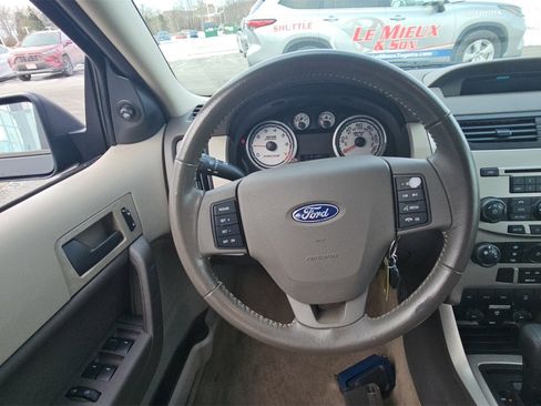 Used 2008 Ford Focus SE image 10