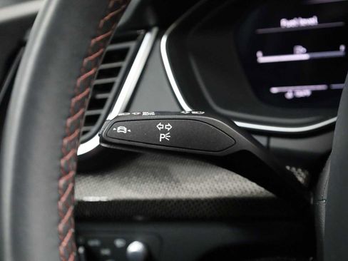 Used 2023 Audi SQ5 Prestige image 29