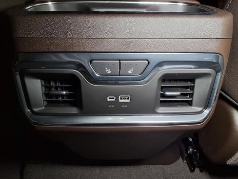 New 2026 GMC Sierra 1500 Denali AWD/4WD image 13