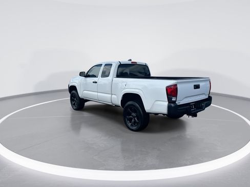 Used 2022 Toyota Tacoma SR RWD image 7