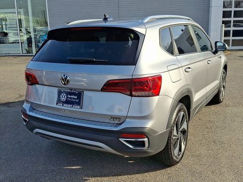 Certified 2023 Volkswagen Taos SE image 10