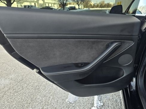 Used 2022 Tesla Model 3 Long Range image 29