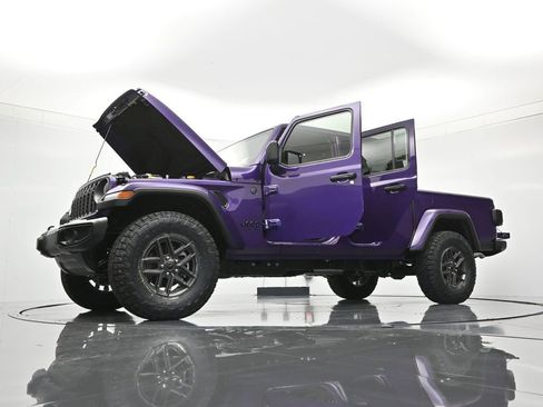 New 2026 Jeep Gladiator Sport AWD/4WD image 48